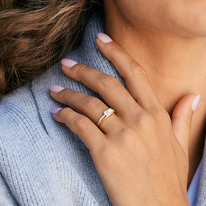 Petite 3 Stone Silver Birthstone Mother&