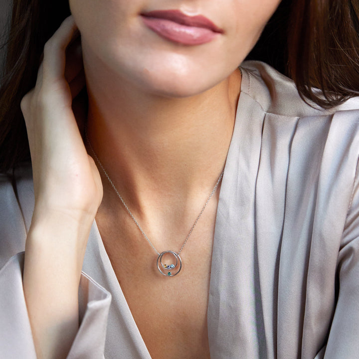 Custom Mother and Child Birthstone Circle Necklace