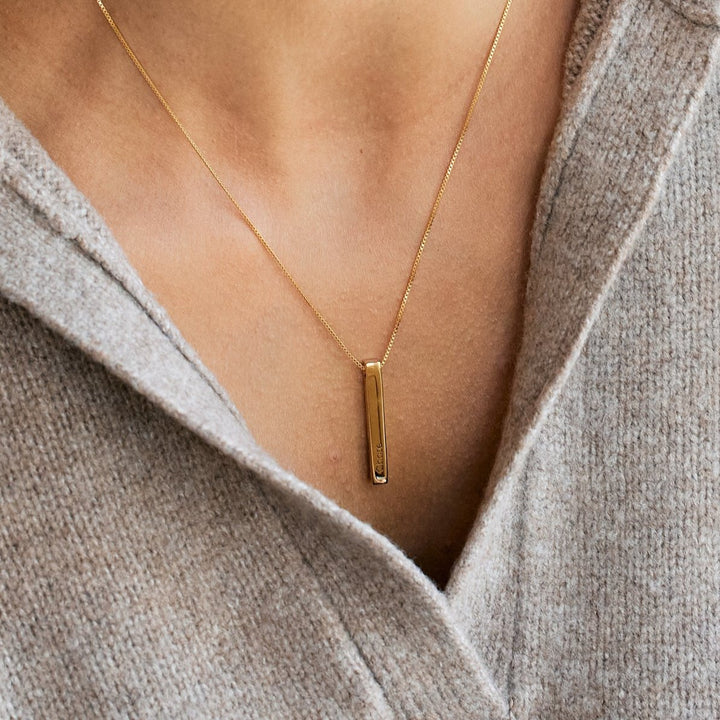 Engravable Vertical Name Bar Necklace