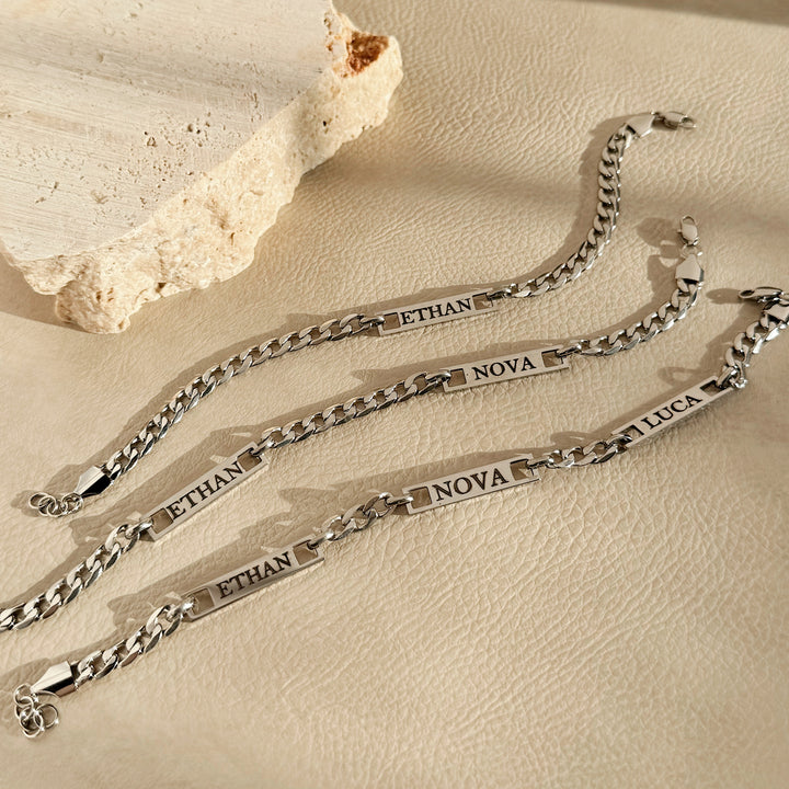 Stainless Steel Figaro Chain Engravable Name Bar Bracelet