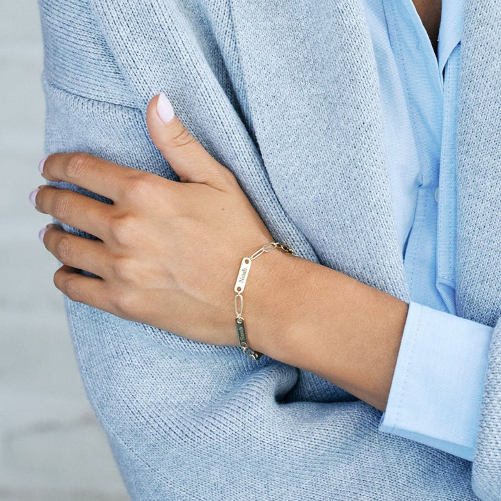 Engravable Paperclip Chain Name Bar Bracelet