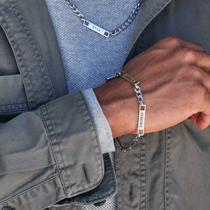 Engravable Stainless Steel Figaro Chain Name Bar Bracelet