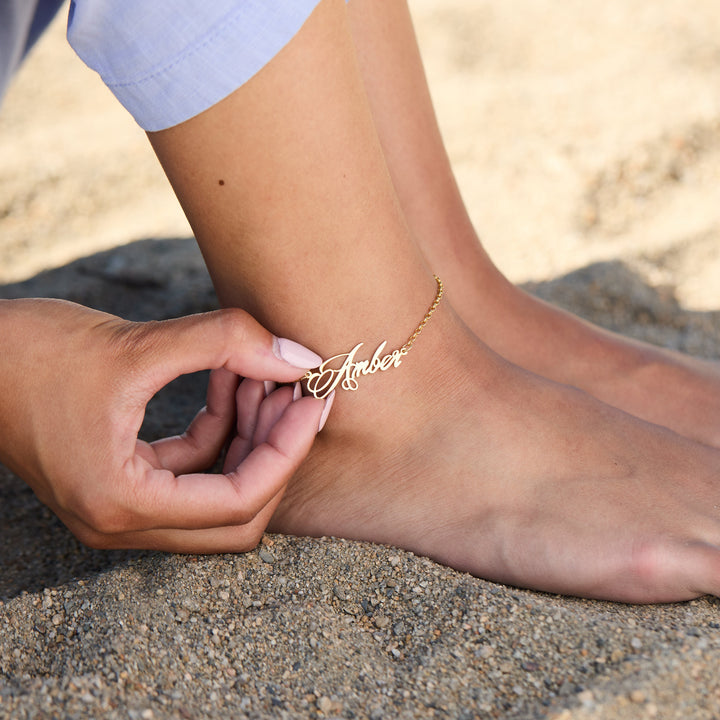 Elegant Script Gold Name Anklet