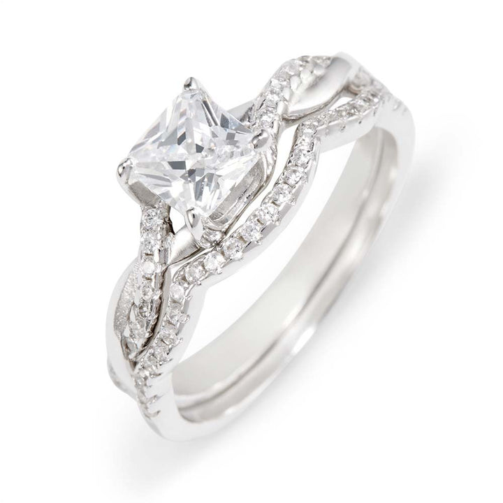 Petite Princess Cut Engagement Set with Intertwined Band