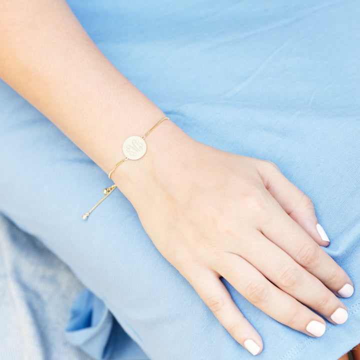 Engravable Monogram Gold Disc Bolo Bracelet