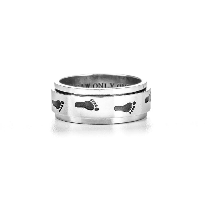 Footprints in the Sand Spinner Ring